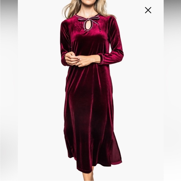 Petite Plume Other - Petite Plum Royal Garnet Velour Harlow Nightgown Red Maroon Women Medium